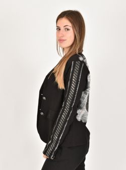 Veste femme avec crâne