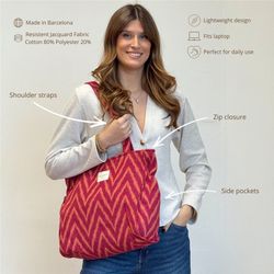 Bolsa Mediana con Cremallera y Bolsillos Laterales De La Mur FUEGO