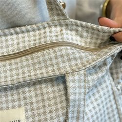 Bolsa Mediana con Cremallera y Bolsillos Laterales De La Mur VISON