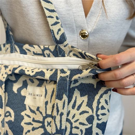 Bolsa Pequeña "Tote Bag" De La Mur AKAY