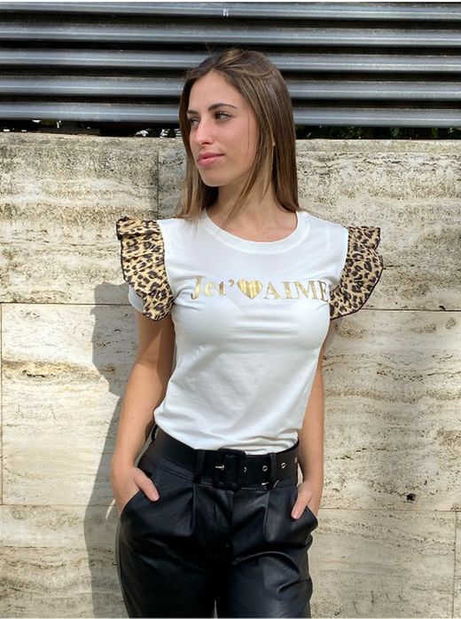 Camiseta Blanca con volante en la manga