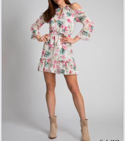 Vestido Corto Floral
