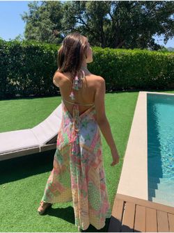 Vestido Boho espalda descubierta y pompones