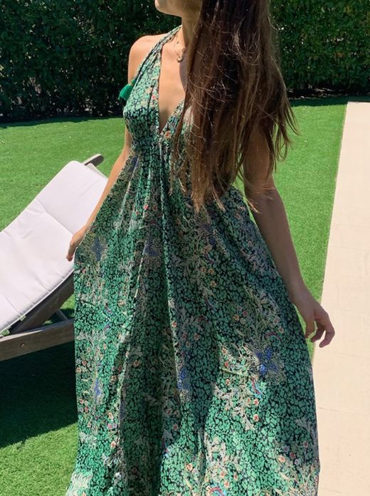 Robe bohème dos nu à pompons